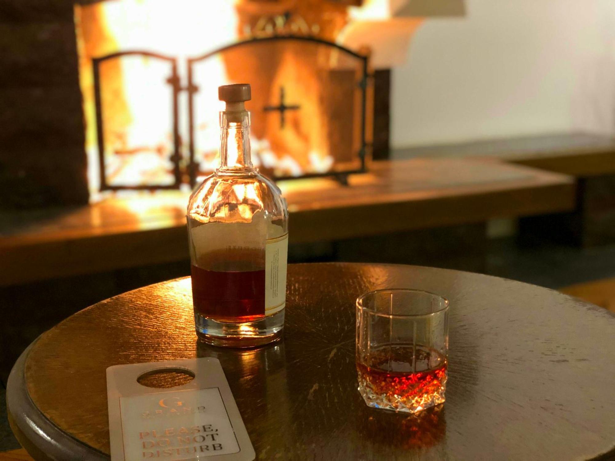 Grand Boutique Hotel 普里什蒂纳 外观 照片